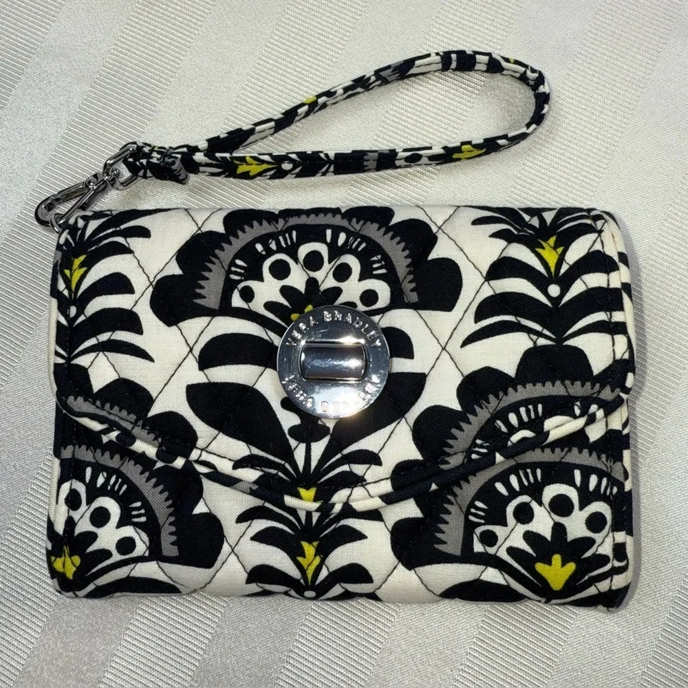 Vera Bradley Smartphone Turnlock Wristlet Fanfare